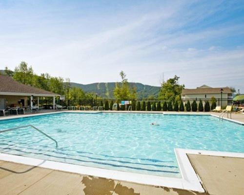 Vacation Village In The Berkshires Hancock Exteriör bild The pool at the Mountain Mile