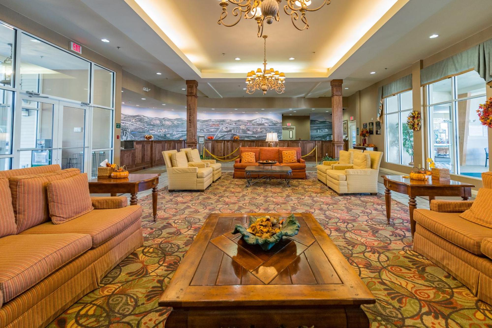 Vacation Village In The Berkshires Hancock Exteriör bild The lobby of the Hilton San Diego Bayfront